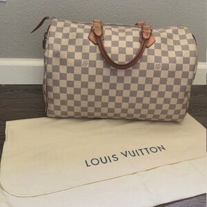 Louis Vuitton Checkered Tan and Cream Women's Bag